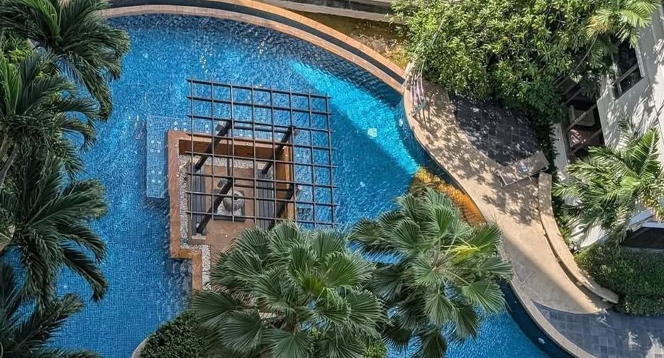 For rent 1 bed condo in Khlong Toei, Bangkok