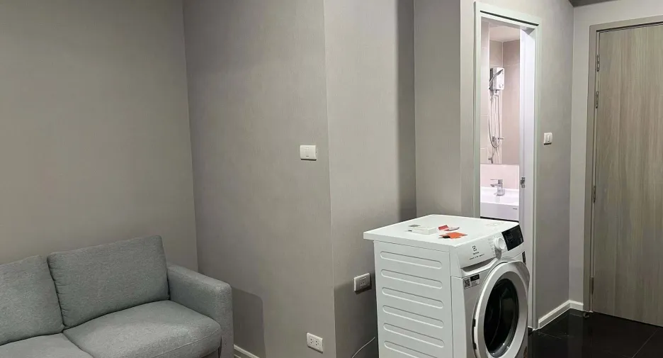 For sale and for rent studio condo in Bang Phli, Samut Prakan