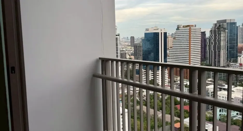 Wohnung zur Miete mit 2 Zimmer in Watthana, Bangkok