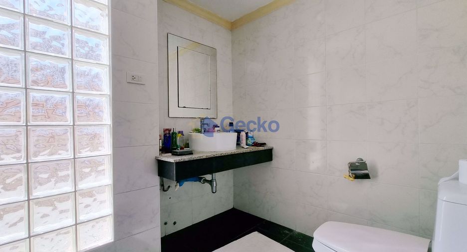 For sale 2 bedrooms condo in Pratumnak, Pattaya