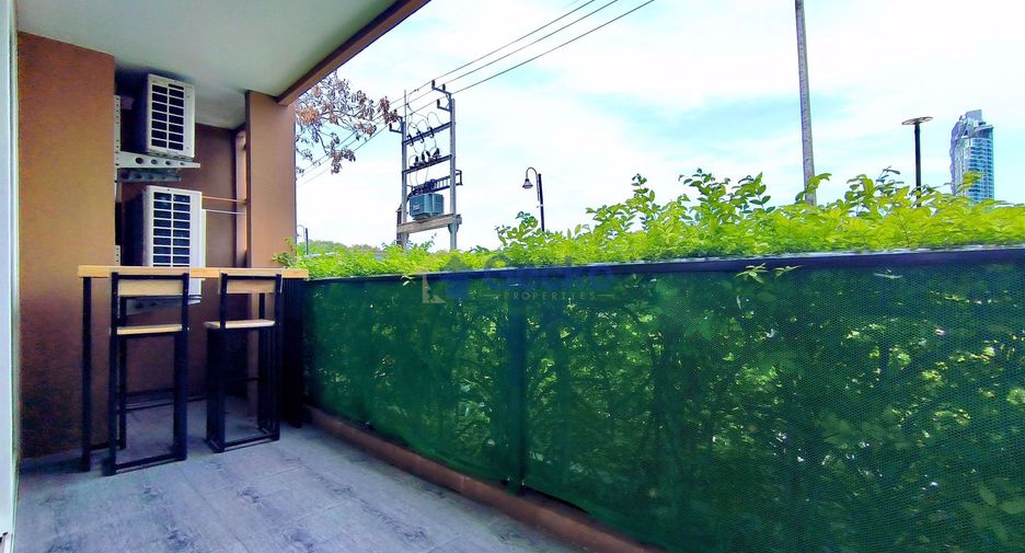 For rent 2 bedrooms condo in Jomtien, Pattaya