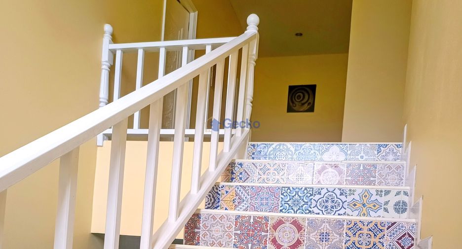 For rent 5 bedrooms house in Bang Lamung, Chonburi