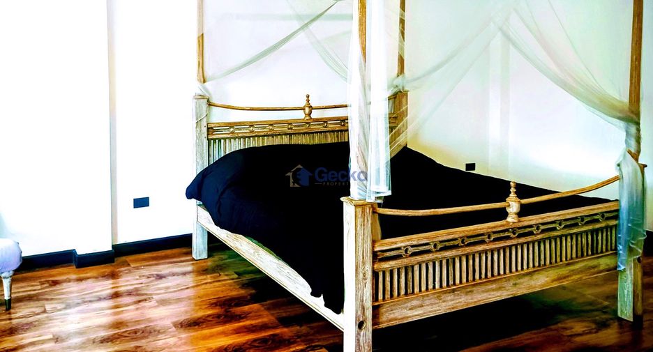 For rent 5 bedrooms house in Bang Lamung, Chonburi