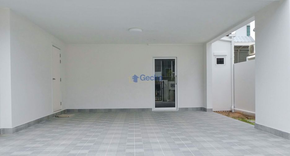 For sale 3 bedrooms house in East Pattaya, Pattaya