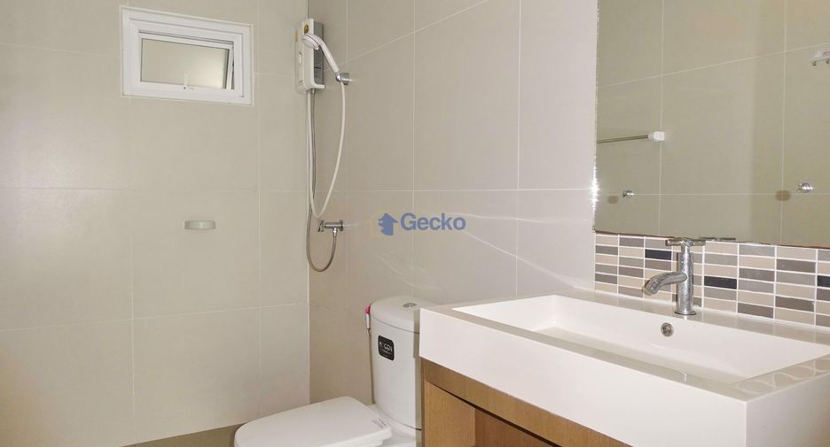 For sale 3 bedrooms house in East Pattaya, Pattaya