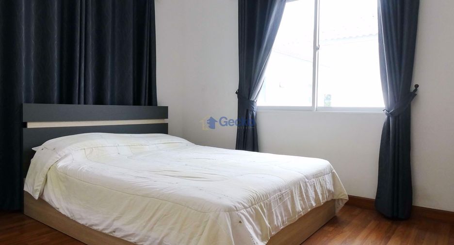 For sale 3 bedrooms house in East Pattaya, Pattaya