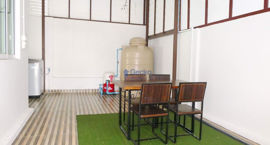 For sale 3 bedrooms house in East Pattaya, Pattaya