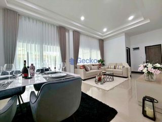 Casa en venta de 3 habitaciones en Bang Lamung, Chonburi
