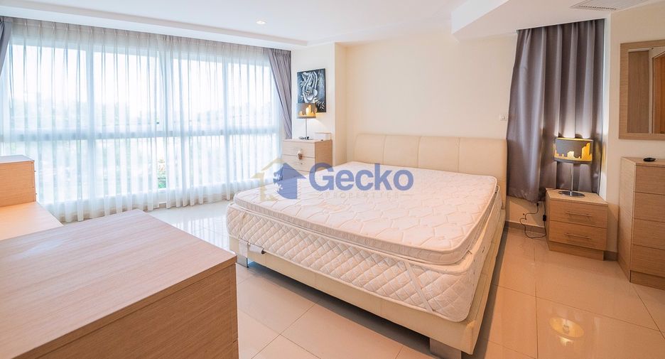 For sale 2 bedrooms condo in Pratumnak, Pattaya