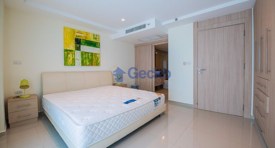 For sale 2 bedrooms condo in Pratumnak, Pattaya