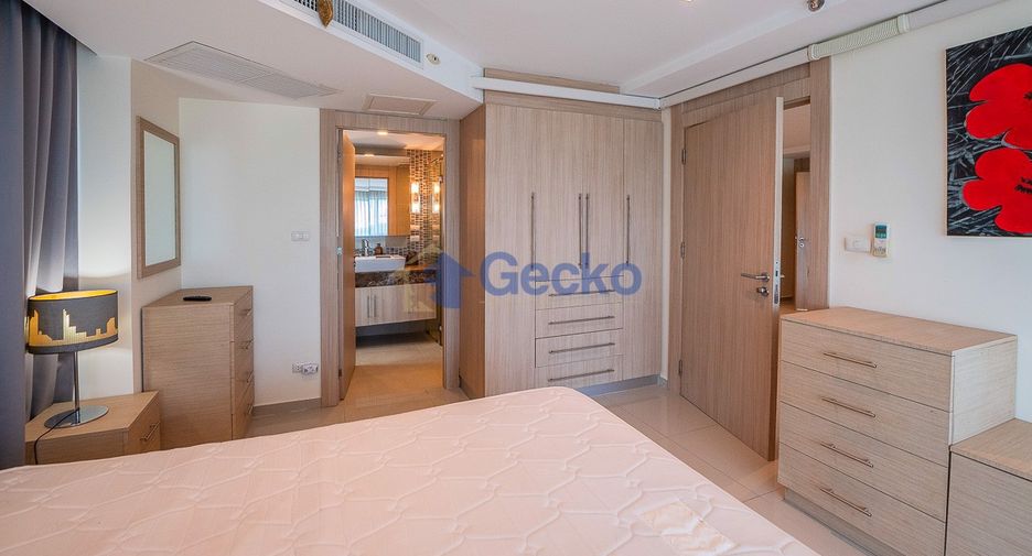 For sale 2 bedrooms condo in Pratumnak, Pattaya