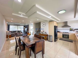 Haus zur Miete und zum Kauf mit 3 Zimmer in Bang Lamung, Chonburi