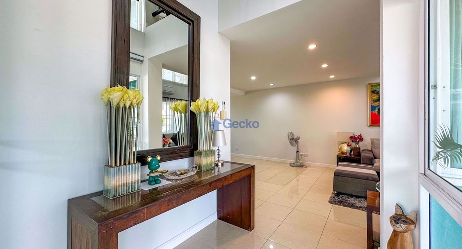 For rent and for sale 3 bedrooms house in Bang Lamung, Chonburi
