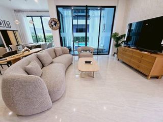 For rent 5 bedrooms house in Bang Kapi, Bangkok
