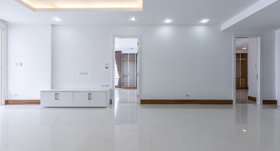 For sale 2 bedrooms condo in Jomtien, Pattaya