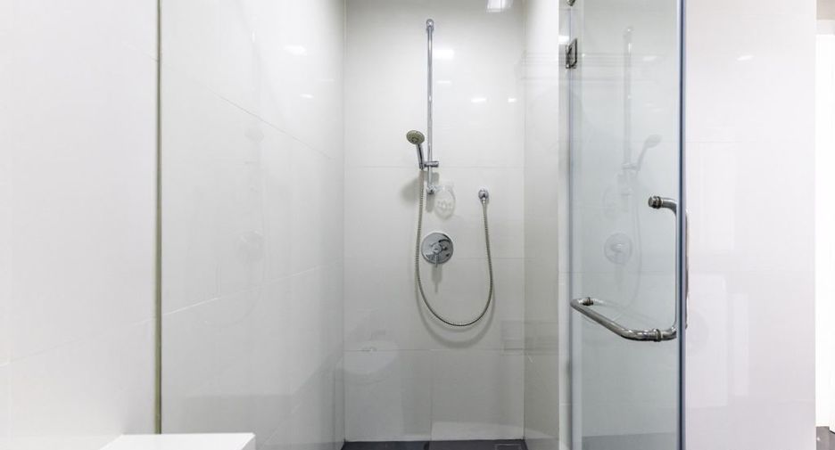 For sale 2 bedrooms condo in Jomtien, Pattaya