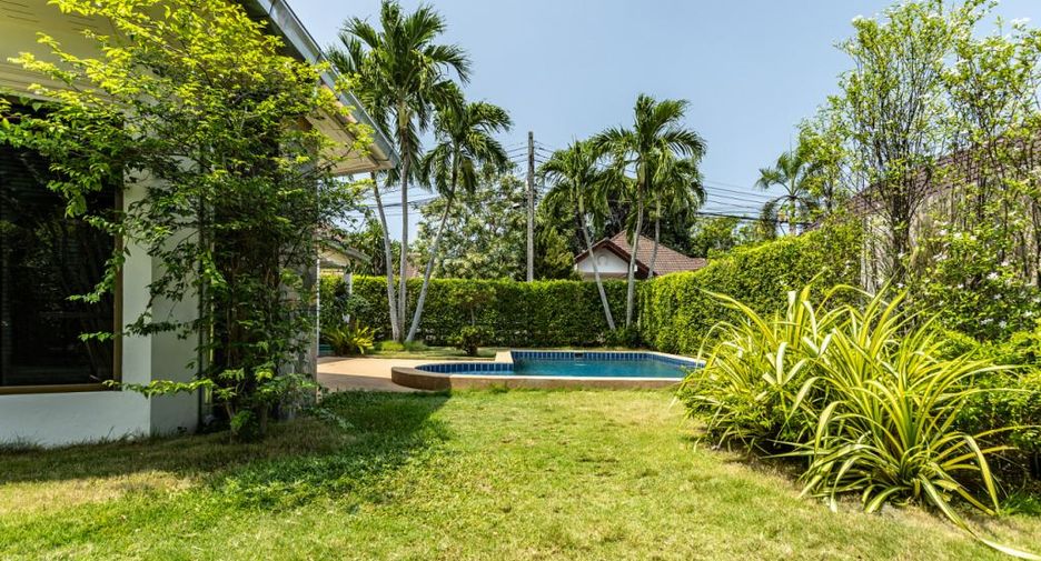 For sale 2 bedrooms house in East Pattaya, Pattaya
