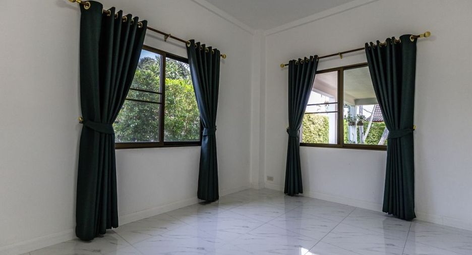For sale 2 bedrooms house in East Pattaya, Pattaya