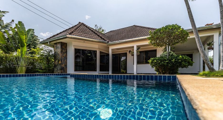 For sale 2 bedrooms house in East Pattaya, Pattaya
