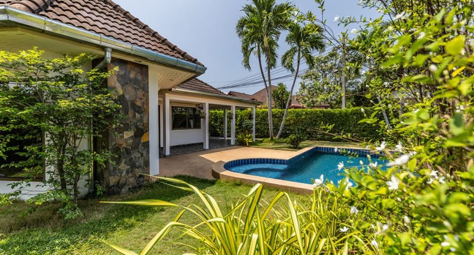 For sale 2 bedrooms house in East Pattaya, Pattaya
