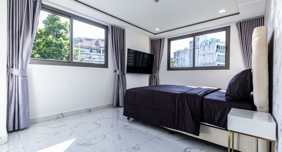 For rent 2 bedrooms condo in Pratumnak, Pattaya