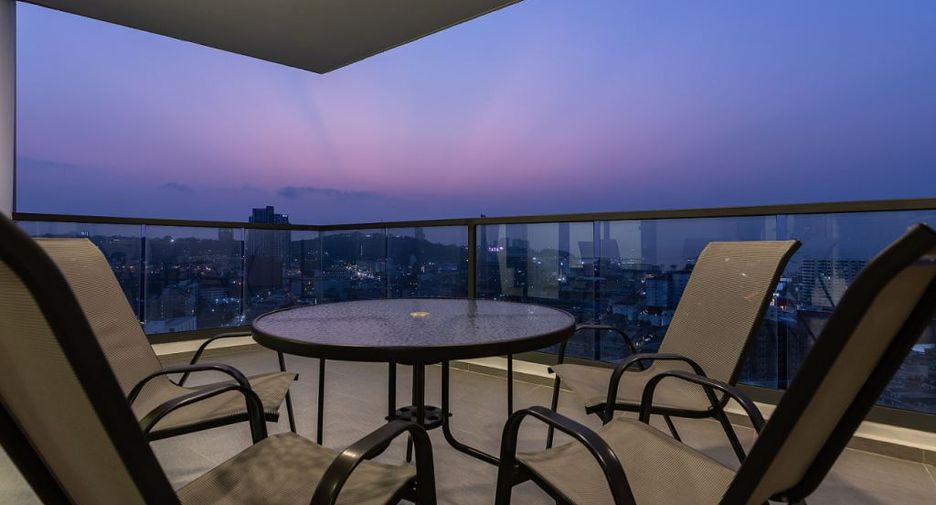 For sale 2 bedrooms condo in South Pattaya, Pattaya