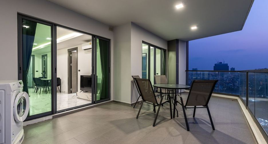 For sale 2 bedrooms condo in South Pattaya, Pattaya