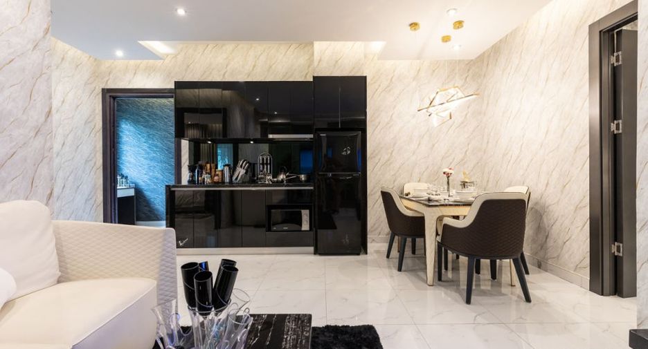 For sale 2 bedrooms condo in South Pattaya, Pattaya