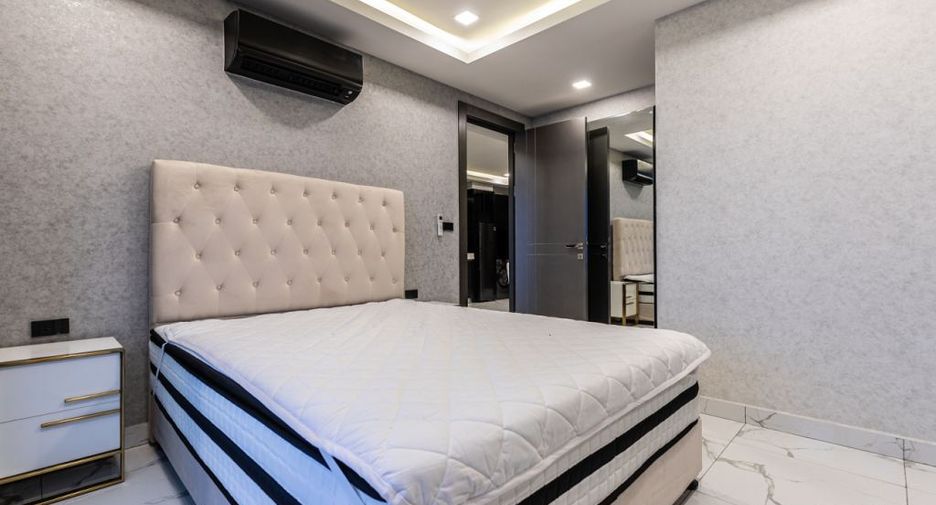 For sale 2 bedrooms condo in South Pattaya, Pattaya