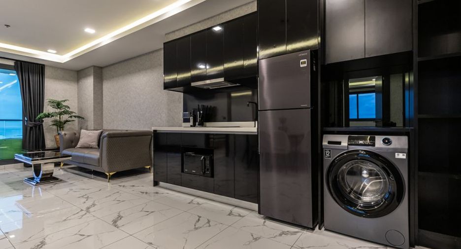 For sale 2 bedrooms condo in South Pattaya, Pattaya