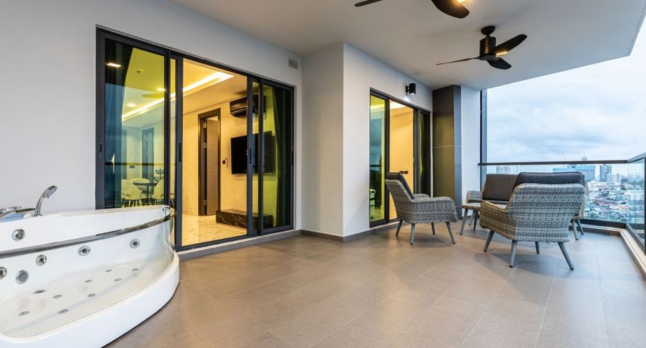 For sale 2 bedrooms condo in South Pattaya, Pattaya