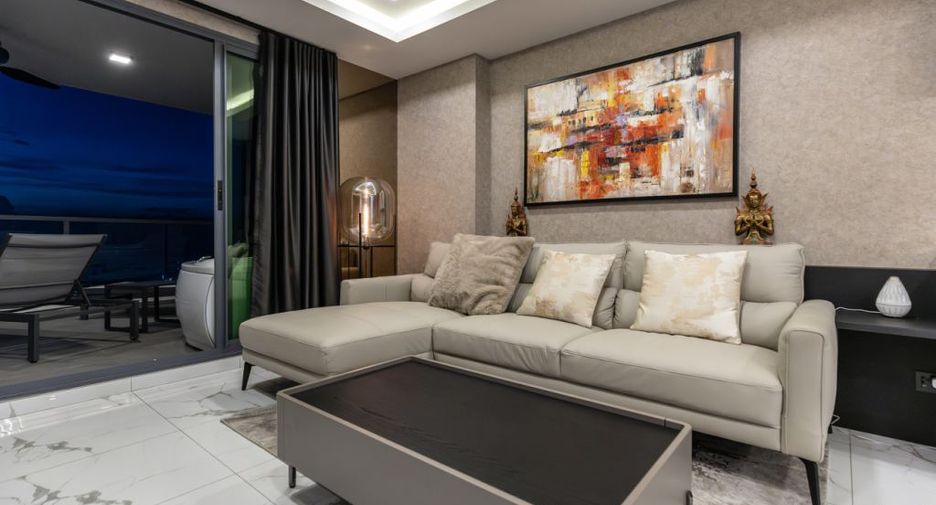 For sale 2 bedrooms condo in South Pattaya, Pattaya