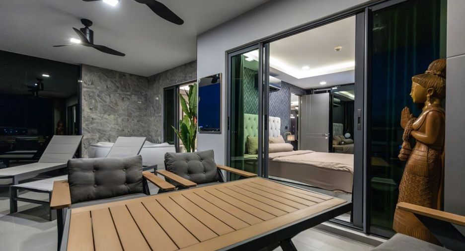 For sale 2 bedrooms condo in South Pattaya, Pattaya