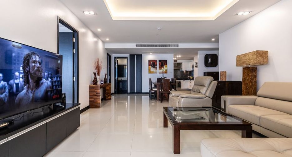 For sale 2 bedrooms condo in Jomtien, Pattaya