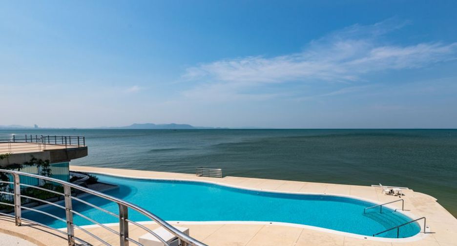 For sale 2 bedrooms condo in Jomtien, Pattaya