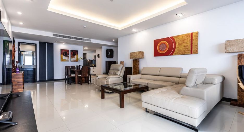 For sale 2 bedrooms condo in Jomtien, Pattaya