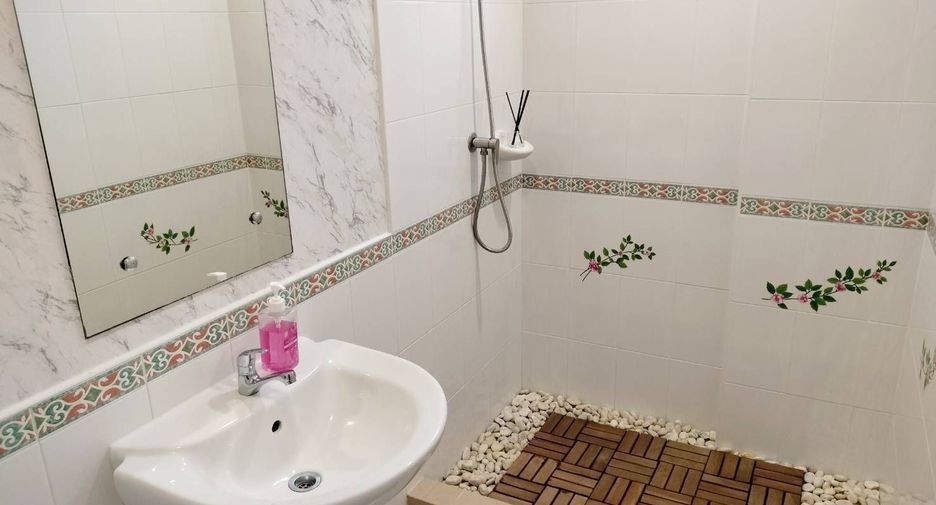 For rent 3 bedrooms house in Prawet, Bangkok