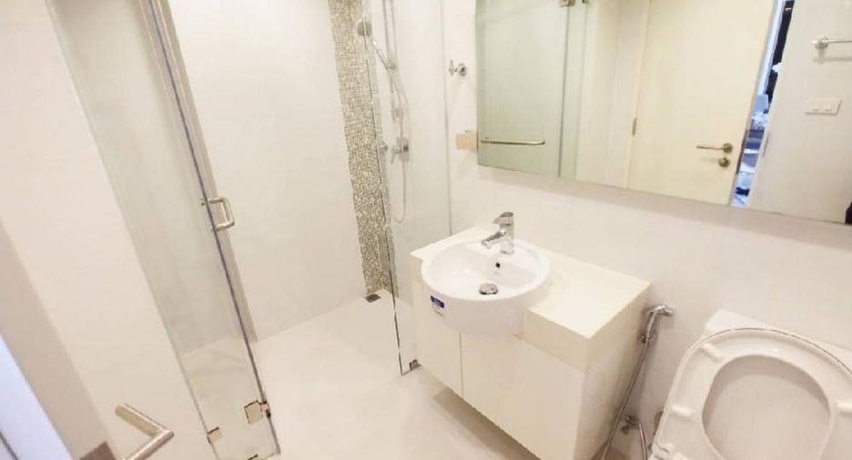 Wohnung zur Miete mit 2 Zimmer in Sathon, Bangkok