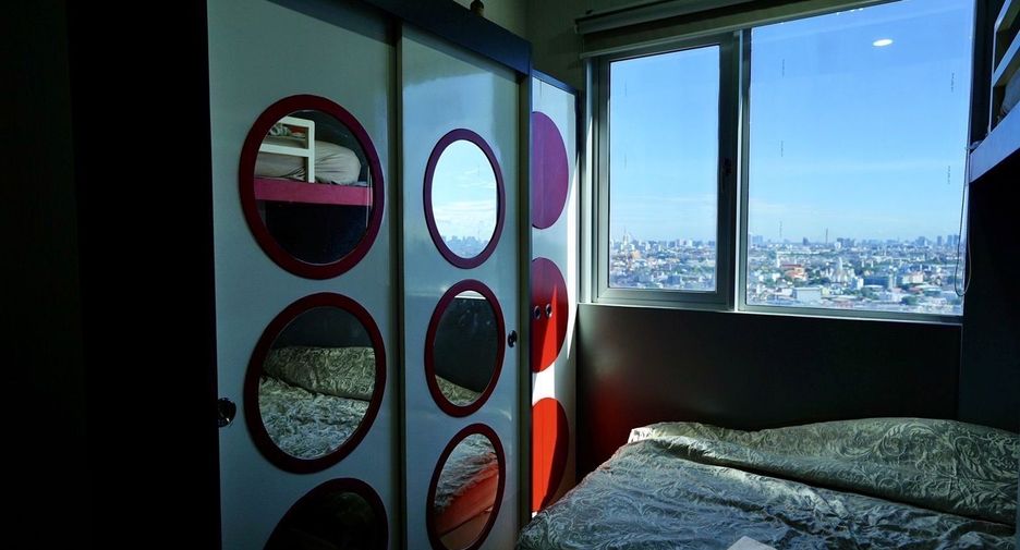 For sale 2 bedrooms condo in Khlong San, Bangkok