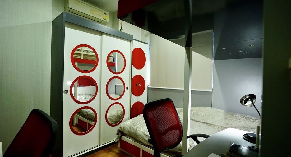 For sale 2 bedrooms condo in Khlong San, Bangkok