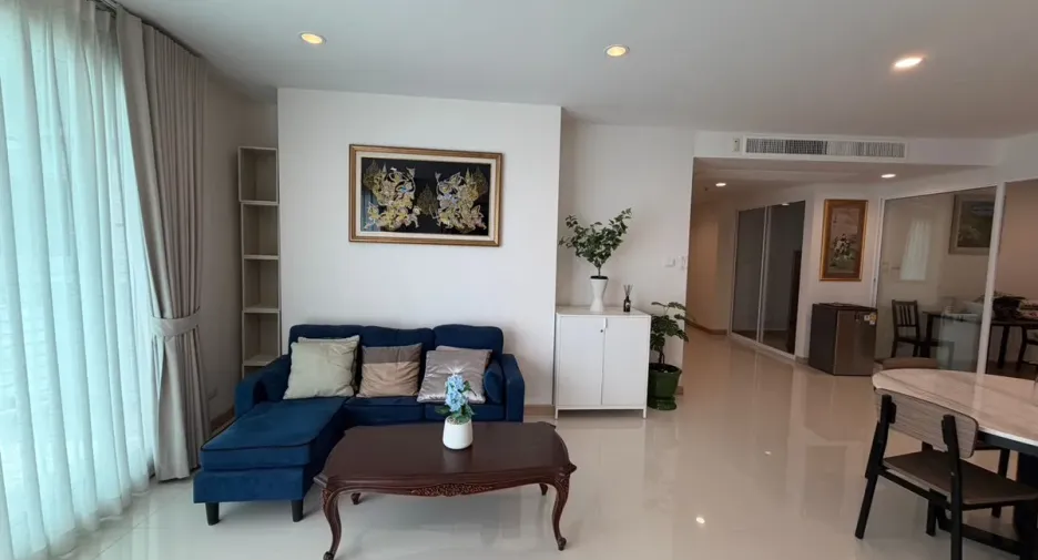 For sale and for rent 3 bedrooms condo in Yan Nawa, Bangkok