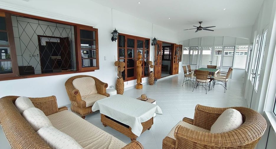 For rent 2 bedrooms house in Hua Hin, Prachuap Khiri Khan