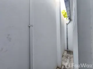 Аренда 3 спальни дом в Сарапхи, Чианг Маи