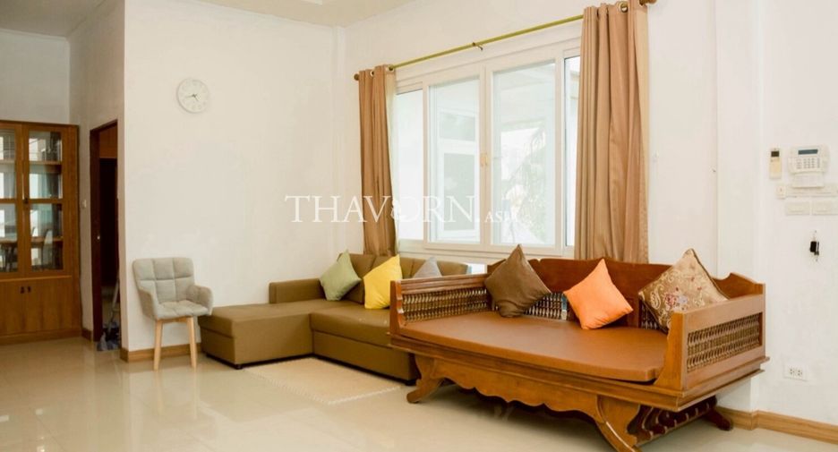 For sale 6 bedrooms house in East Pattaya, Pattaya
