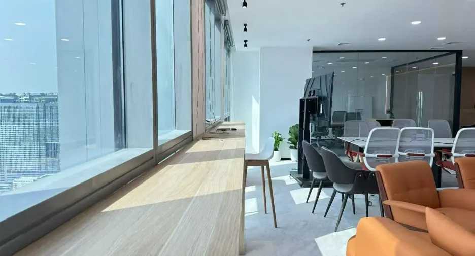 For rent office in Huai Khwang, Bangkok