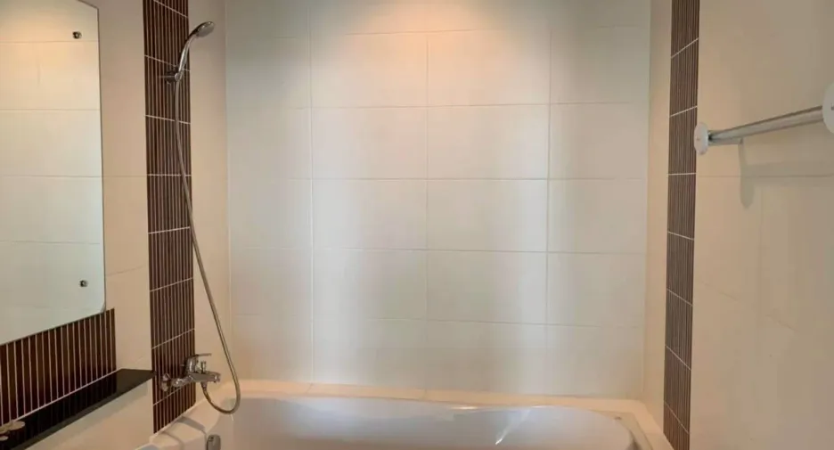 Casa adosada en venta de 3 habitaciones en Bueng Kum, Bangkok