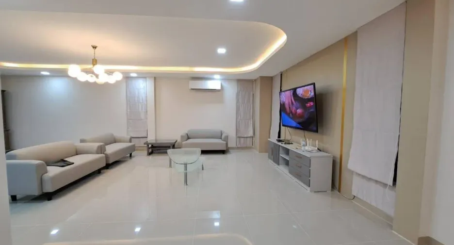 Casa en venta de 5 habitaciones en Suan Luang, Bangkok