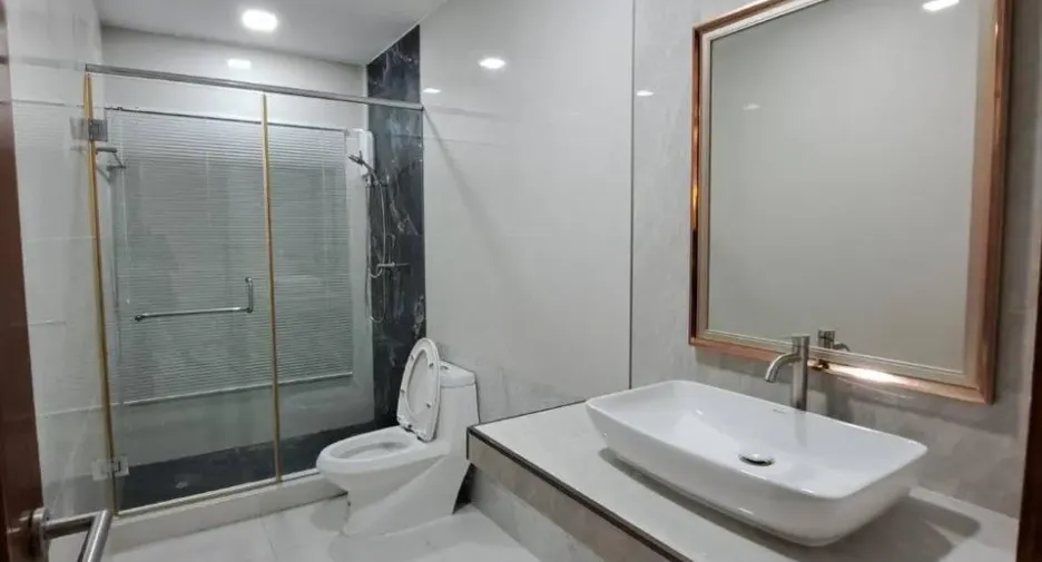 Casa en venta de 5 habitaciones en Suan Luang, Bangkok