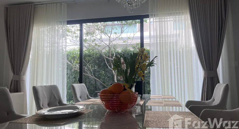 For sale and for rent 5 bedrooms house in Bang Phli, Samut Prakan