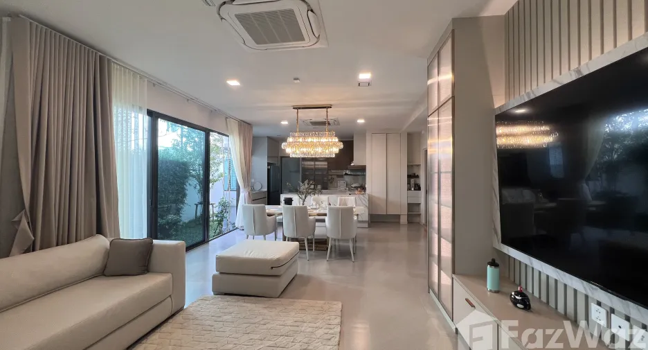 For sale and for rent 5 bedrooms house in Bang Phli, Samut Prakan
